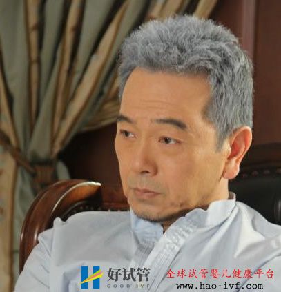 64岁张晨光曾连续四年,送谢美惠99朵玫瑰,为生子做试管婴儿(图3) 64岁张晨光曾连续四年,送谢美惠99朵玫瑰,为生子做试管婴儿(图3)