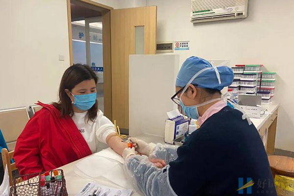 多囊六项激素参考值解析,看报告结果FSH比LH大于2可确诊(图1) 多囊患者激素六项指标异常